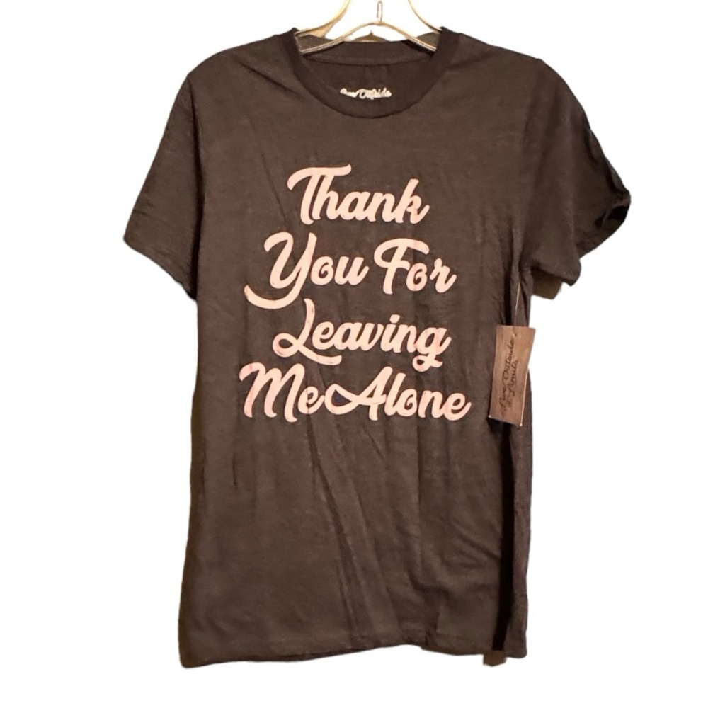 Live Outside The Limits T-Shirt nwt